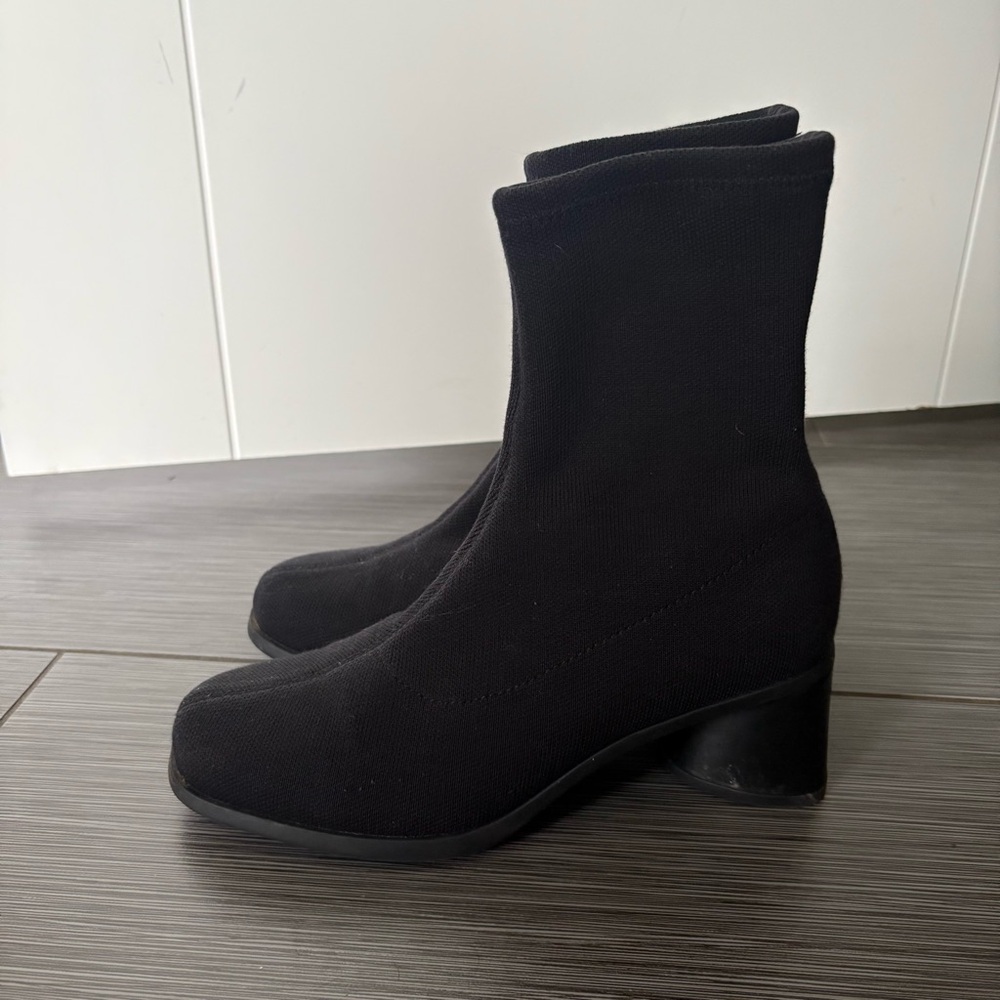 CAMPER black sock boots